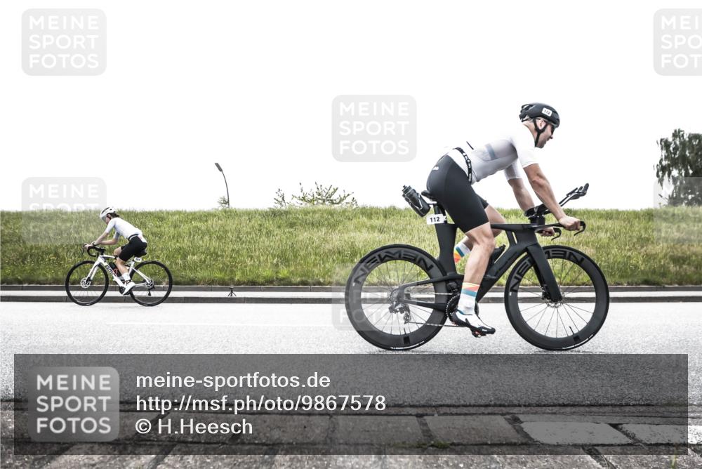 21.06.2026 - 29. Vierlanden-Triathlon H.Heesch http://msf.ph/oto/9867578 21.06.2026 10:35:25 Radfahren 112, 257, 291, 611 meine-sportfotos.de