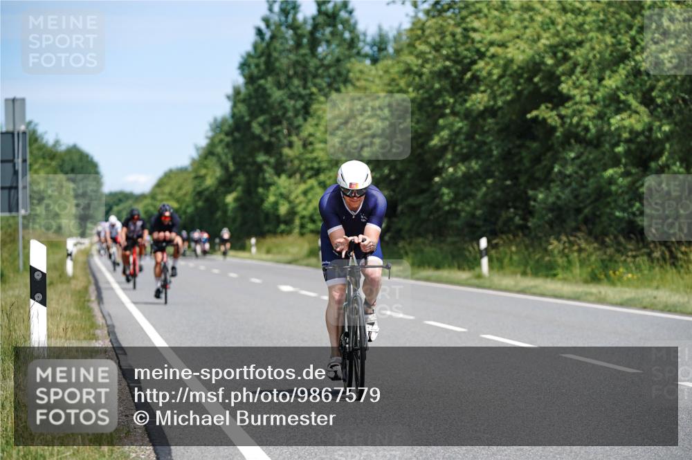 21.06.2026 - Viking Triathlon Michael Burmester http://msf.ph/oto/9867579 21.06.2026 12:18:58 Radfahren 31, 39, 52, 170, 217, 233, 323, 325, 371, 452, 496, 516, 517, 662 meine-sportfotos.de