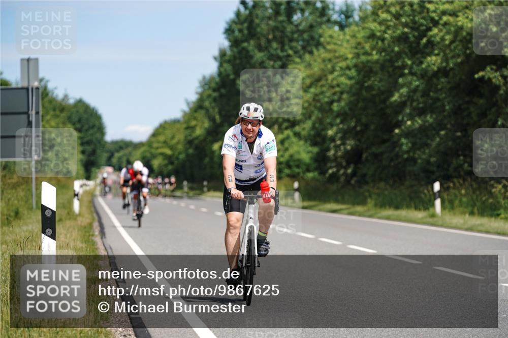 21.06.2026 - Viking Triathlon Michael Burmester http://msf.ph/oto/9867625 21.06.2026 12:19:09 Radfahren 39, 171, 325, 452, 472, 516, 517, 648, 656, 662 meine-sportfotos.de