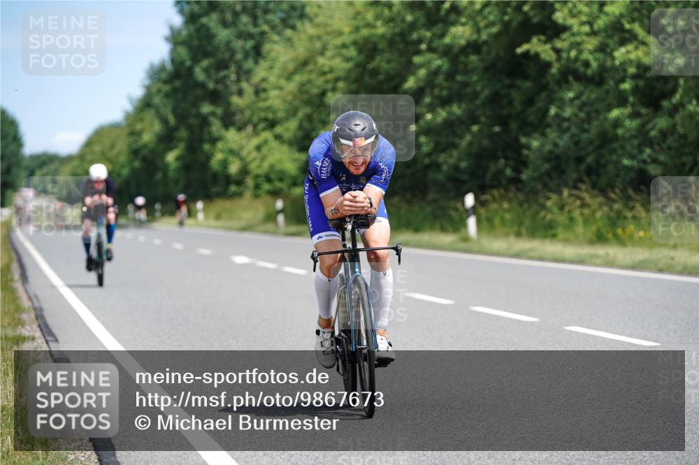 21.06.2026 - Viking Triathlon Michael Burmester http://msf.ph/oto/9867673 21.06.2026 12:19:44 Radfahren 30, 42, 133, 144, 231, 343, 421, 441, 443, 443 meine-sportfotos.de