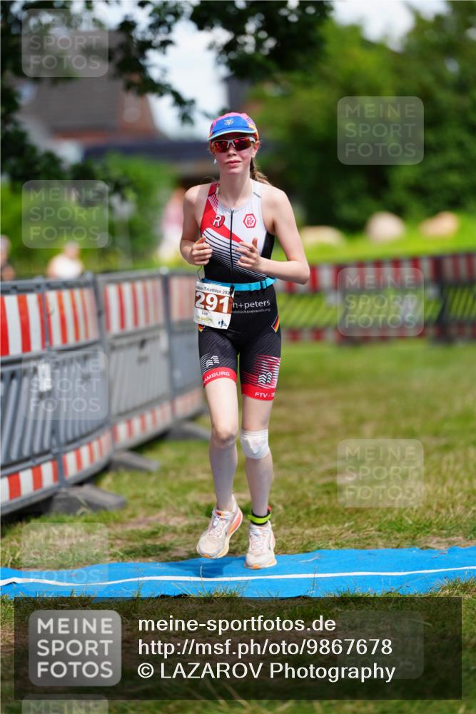 21.06.2026 - 29. Vierlanden-Triathlon LAZAROV Photography http://msf.ph/oto/9867678 21.06.2026 15:31:18 Ziel 202, 291, 4 meine-sportfotos.de