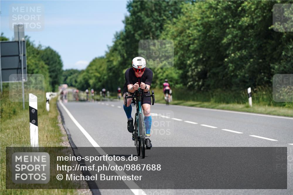 21.06.2026 - Viking Triathlon Michael Burmester http://msf.ph/oto/9867688 21.06.2026 12:19:46 Radfahren 30, 42, 133, 144, 231, 343, 421, 441, 443 meine-sportfotos.de