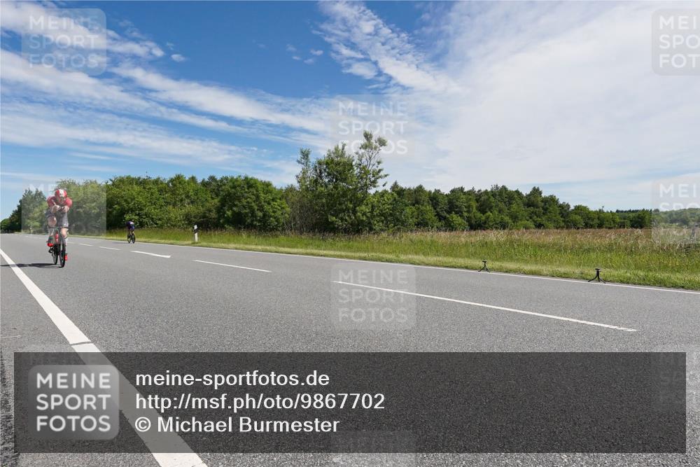 21.06.2026 - Viking Triathlon Michael Burmester http://msf.ph/oto/9867702 21.06.2026 11:40:55 Radfahren 96, 155, 260, 287, 317, 317, 366, 445, 467 meine-sportfotos.de