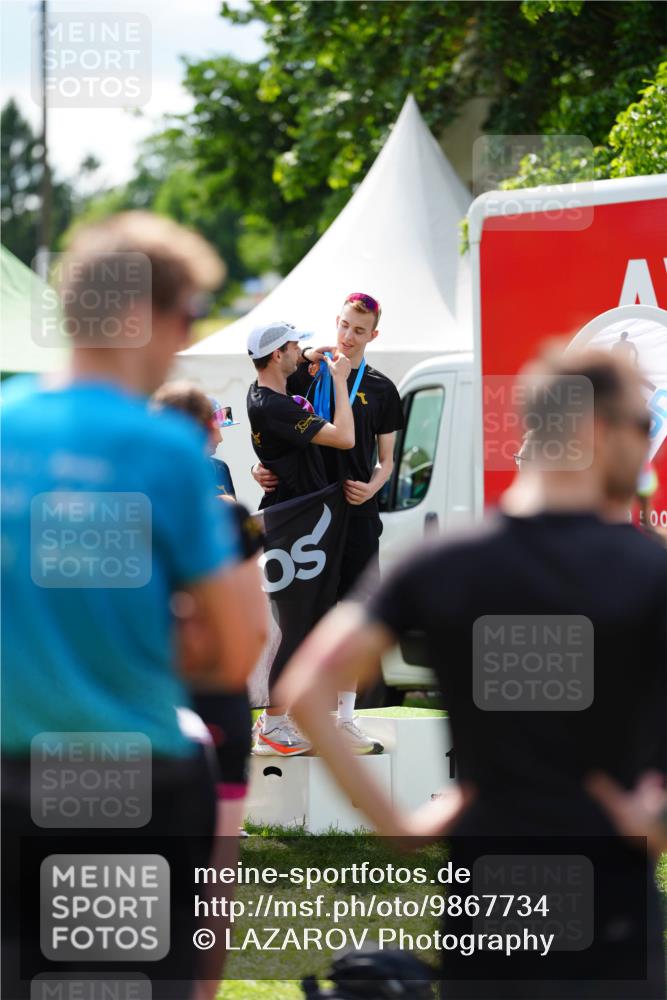 21.06.2026 - 29. Vierlanden-Triathlon LAZAROV Photography http://msf.ph/oto/9867734 21.06.2026 15:34:23 Ziel 00 meine-sportfotos.de