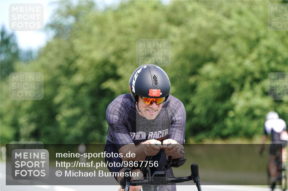 21.06.2026 - Viking Triathlon Michael Burmester http://msf.ph/oto/9867756 21.06.2026 12:20:55 Radfahren 13, 339, 344, 375, 395, 398, 400, 607, 628, 643 meine-sportfotos.de