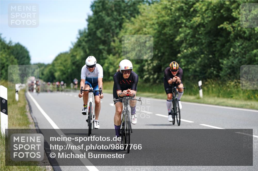 21.06.2026 - Viking Triathlon Michael Burmester http://msf.ph/oto/9867766 21.06.2026 12:21:01 Radfahren 13, 183, 339, 375, 395, 400, 628, 643 meine-sportfotos.de