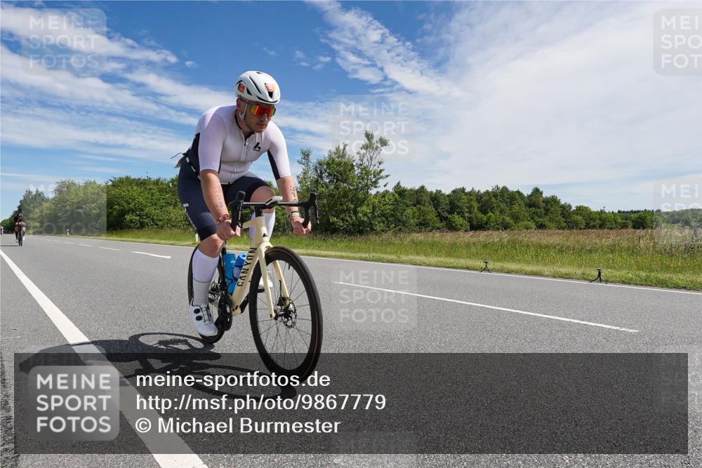 21.06.2026 - Viking Triathlon Michael Burmester http://msf.ph/oto/9867779 21.06.2026 11:41:34 Radfahren 25, 214, 219, 222, 269, 314, 322, 407, 508, 547, 549, 575 meine-sportfotos.de
