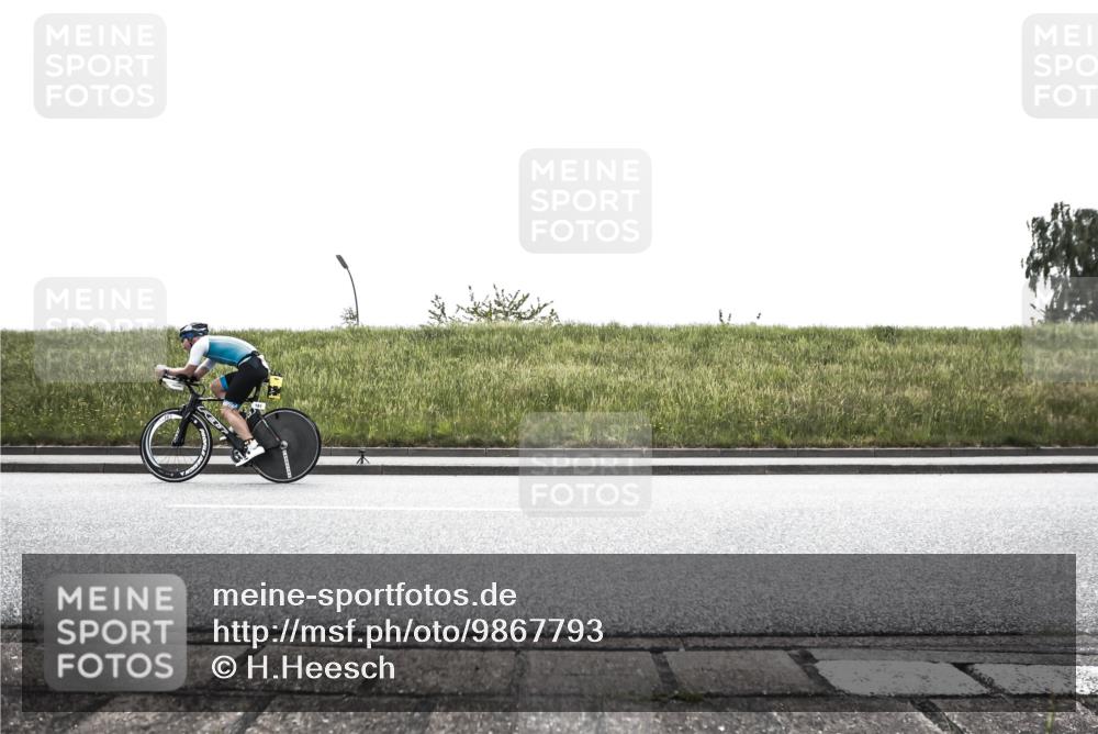 21.06.2026 - 29. Vierlanden-Triathlon H.Heesch http://msf.ph/oto/9867793 21.06.2026 10:39:23 Radfahren 174, 181, 358 meine-sportfotos.de