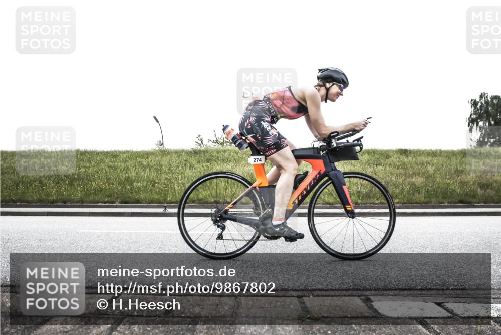 21.06.2026 - 29. Vierlanden-Triathlon H.Heesch http://msf.ph/oto/9867802 21.06.2026 10:39:38 Radfahren 23, 30, 198, 274, 277 meine-sportfotos.de
