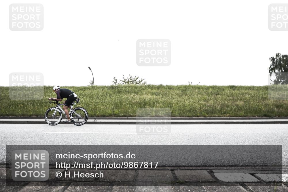 21.06.2026 - 29. Vierlanden-Triathlon H.Heesch http://msf.ph/oto/9867817 21.06.2026 10:39:51 Radfahren 111, 142, 179, 431, 454 meine-sportfotos.de