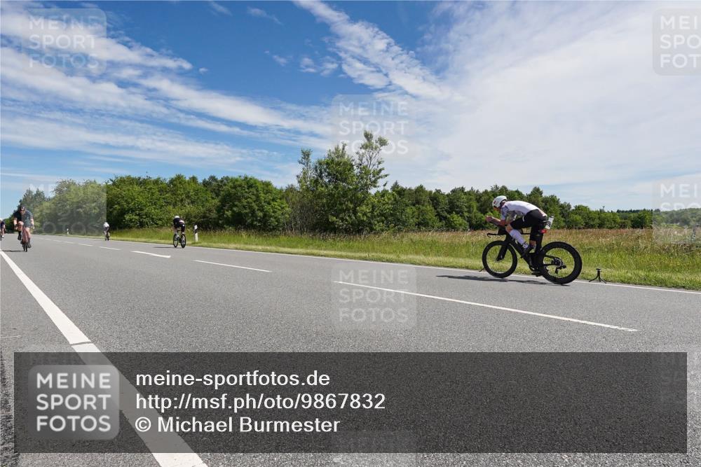 21.06.2026 - Viking Triathlon Michael Burmester http://msf.ph/oto/9867832 21.06.2026 11:42:19 Radfahren 83, 124, 142, 172, 331, 517, 621 meine-sportfotos.de