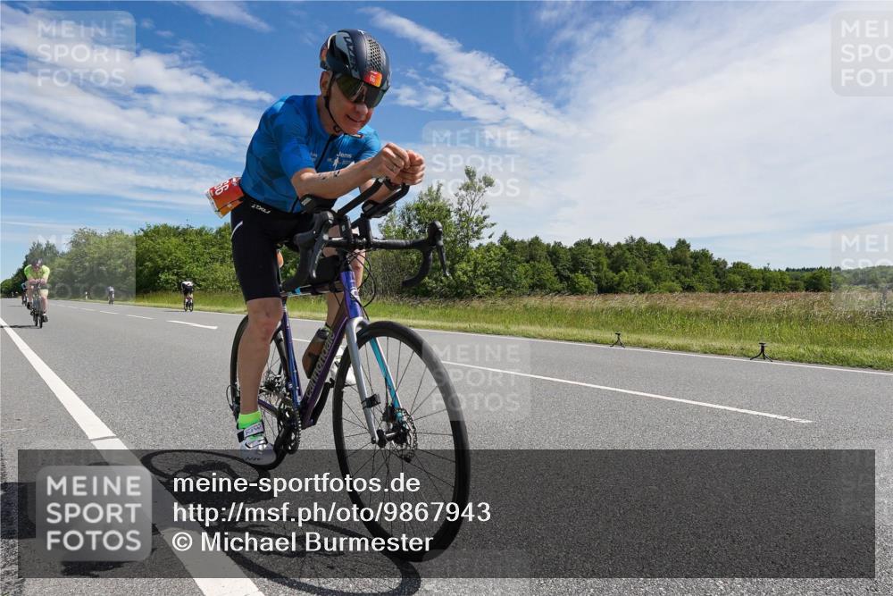 21.06.2026 - Viking Triathlon Michael Burmester http://msf.ph/oto/9867943 21.06.2026 11:43:39 Radfahren 31, 41, 58, 64, 66, 66, 68, 70, 86, 94, 101, 165, 316, 370, 371, 386, 419, 429, 441, 442, 546, 612, 668 meine-sportfotos.de