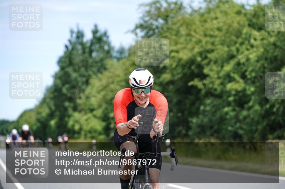 21.06.2026 - Viking Triathlon Michael Burmester http://msf.ph/oto/9867972 21.06.2026 12:21:58 Radfahren 41, 53, 83, 86, 100, 202, 205, 219, 238, 239, 243, 321, 324, 341, 429, 456, 467, 469, 533, 624, 632, 645, 668, 670 meine-sportfotos.de