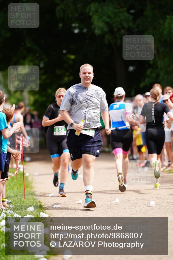 21.06.2026 - 29. Vierlanden-Triathlon LAZAROV Photography http://msf.ph/oto/9868007 21.06.2026 13:32:52 Laufen 853 meine-sportfotos.de