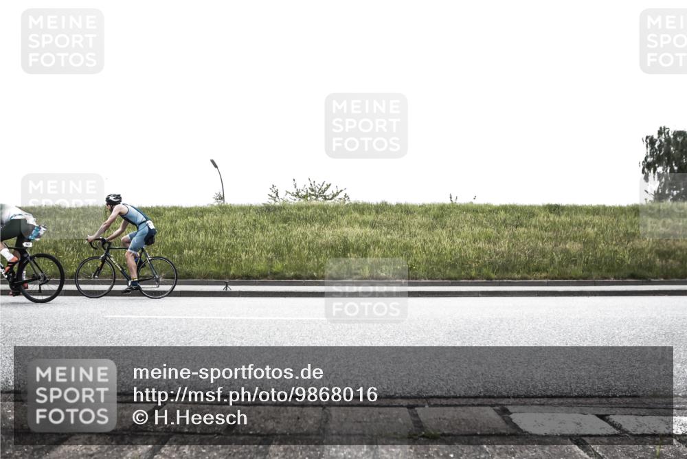 21.06.2026 - 29. Vierlanden-Triathlon H.Heesch http://msf.ph/oto/9868016 21.06.2026 10:43:25 Radfahren 96, 130, 156, 167, 187, 443, 447, 448 meine-sportfotos.de