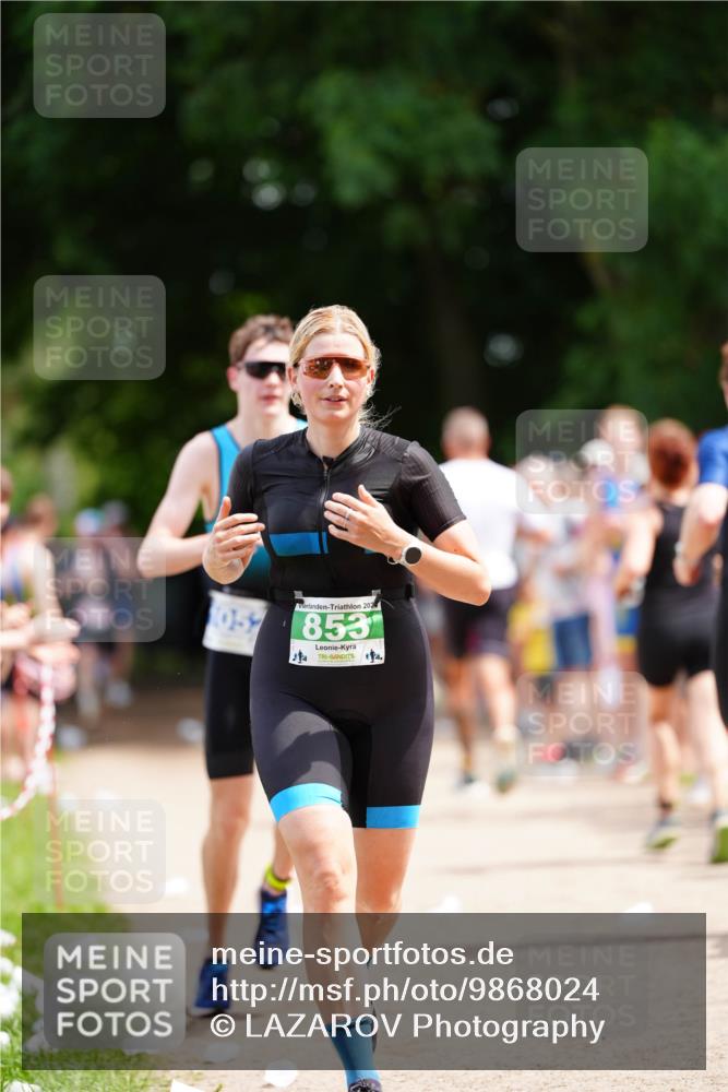 21.06.2026 - 29. Vierlanden-Triathlon LAZAROV Photography http://msf.ph/oto/9868024 21.06.2026 13:32:55 Laufen 1057, 202, 853, 4 meine-sportfotos.de