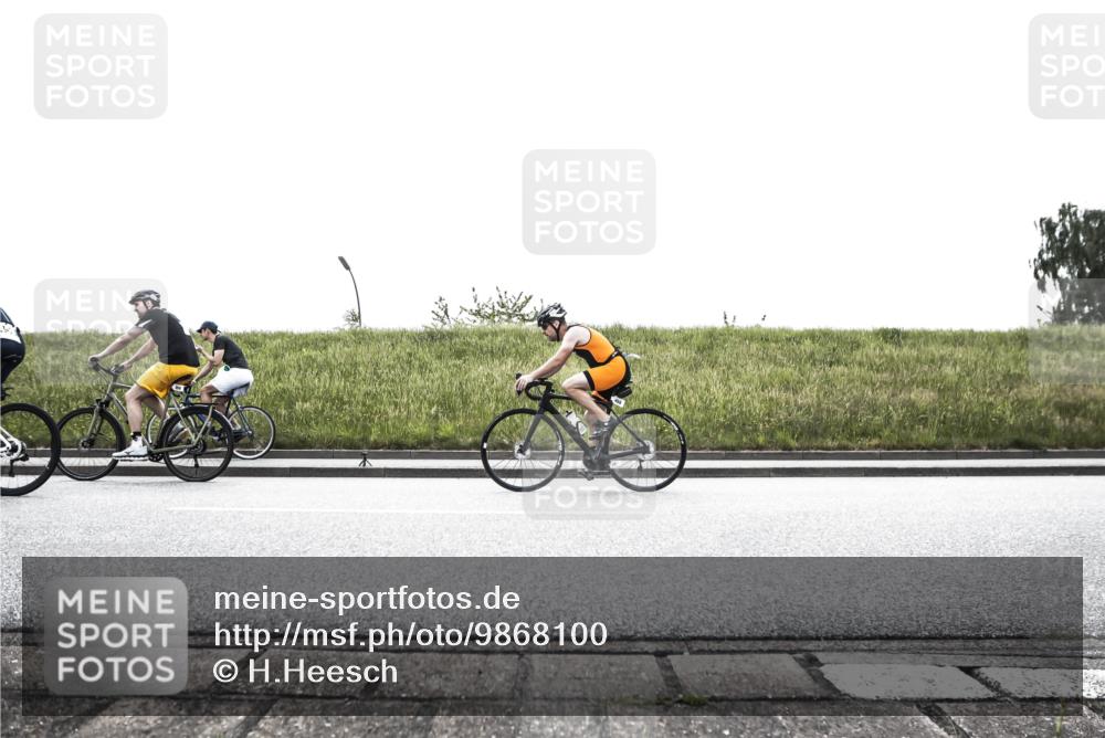 21.06.2026 - 29. Vierlanden-Triathlon H.Heesch http://msf.ph/oto/9868100 21.06.2026 10:44:28 Radfahren 131, 173, 399, 409, 434, 459, 468 meine-sportfotos.de