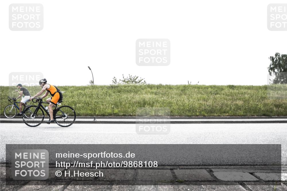 21.06.2026 - 29. Vierlanden-Triathlon H.Heesch http://msf.ph/oto/9868108 21.06.2026 10:44:28 Radfahren 131, 173, 399, 409, 434, 459, 468 meine-sportfotos.de