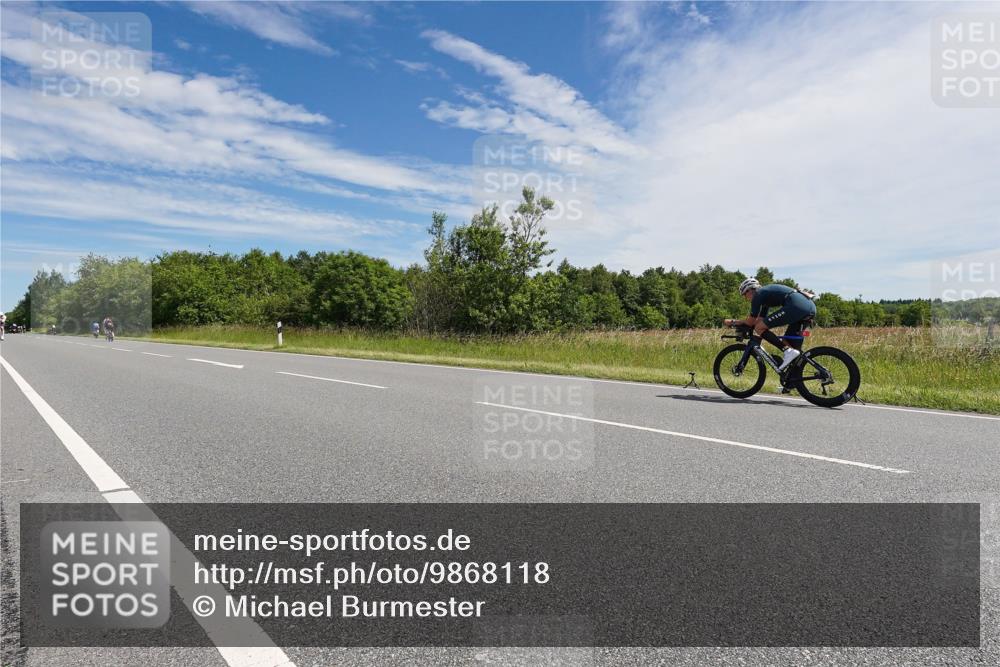 21.06.2026 - Viking Triathlon Michael Burmester http://msf.ph/oto/9868118 21.06.2026 11:44:40 Radfahren 56, 63, 162, 166, 199, 252, 257, 266, 548 meine-sportfotos.de