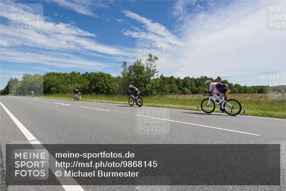 21.06.2026 - Viking Triathlon Michael Burmester http://msf.ph/oto/9868145 21.06.2026 11:45:00 Radfahren 63, 99, 113, 198, 257, 382, 460, 522 meine-sportfotos.de