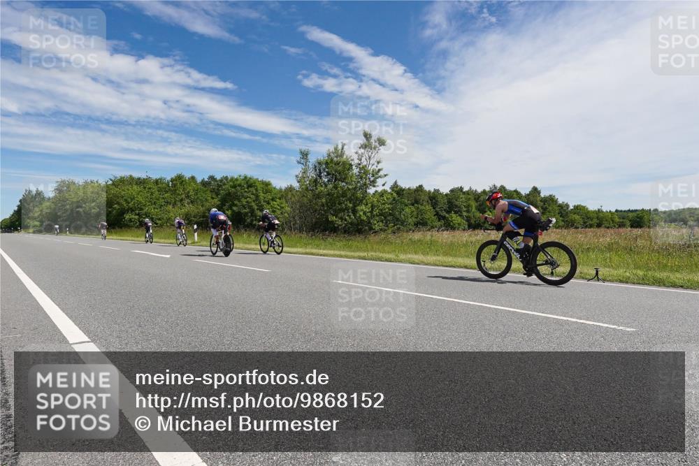 21.06.2026 - Viking Triathlon Michael Burmester http://msf.ph/oto/9868152 21.06.2026 11:45:02 Radfahren 99, 113, 198, 382, 460, 522 meine-sportfotos.de