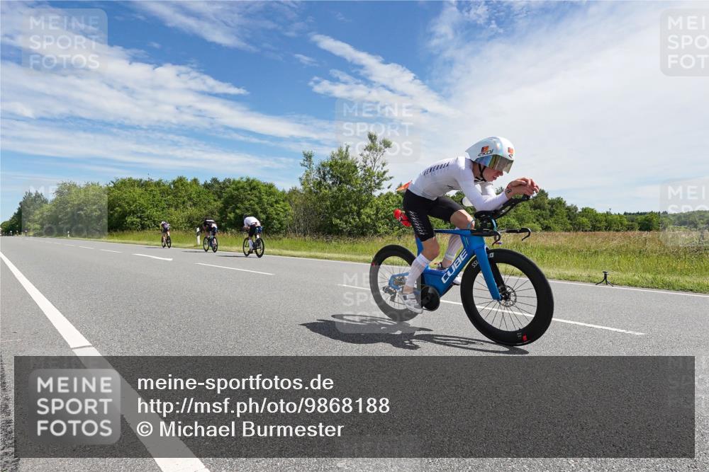 21.06.2026 - Viking Triathlon Michael Burmester http://msf.ph/oto/9868188 21.06.2026 11:45:44 Radfahren 8, 46, 111, 123, 138, 186, 227, 438, 495, 532 meine-sportfotos.de