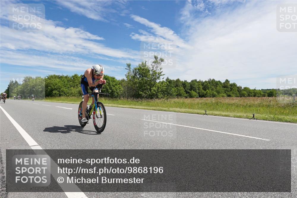 21.06.2026 - Viking Triathlon Michael Burmester http://msf.ph/oto/9868196 21.06.2026 11:45:51 Radfahren 46, 60, 111, 123, 138, 186, 186, 212, 227, 495, 532, 541, 562 meine-sportfotos.de