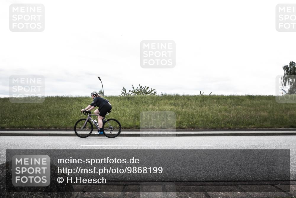 21.06.2026 - 29. Vierlanden-Triathlon H.Heesch http://msf.ph/oto/9868199 21.06.2026 12:11:39 Radfahren 230, 846, 870, 881, 885 meine-sportfotos.de