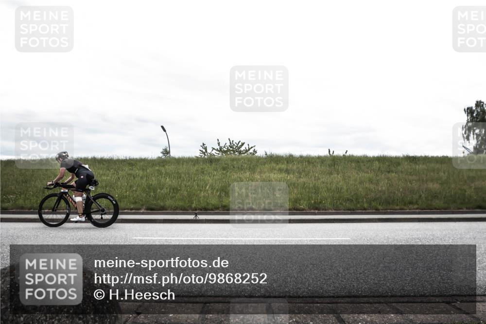 21.06.2026 - 29. Vierlanden-Triathlon H.Heesch http://msf.ph/oto/9868252 21.06.2026 12:12:16 Radfahren 294, 873 meine-sportfotos.de