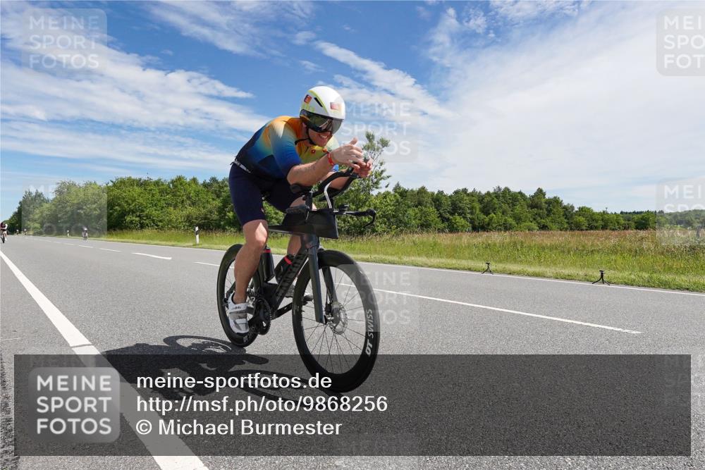 21.06.2026 - Viking Triathlon Michael Burmester http://msf.ph/oto/9868256 21.06.2026 11:46:23 Radfahren 95, 181, 295, 335, 567, 649, 664 meine-sportfotos.de