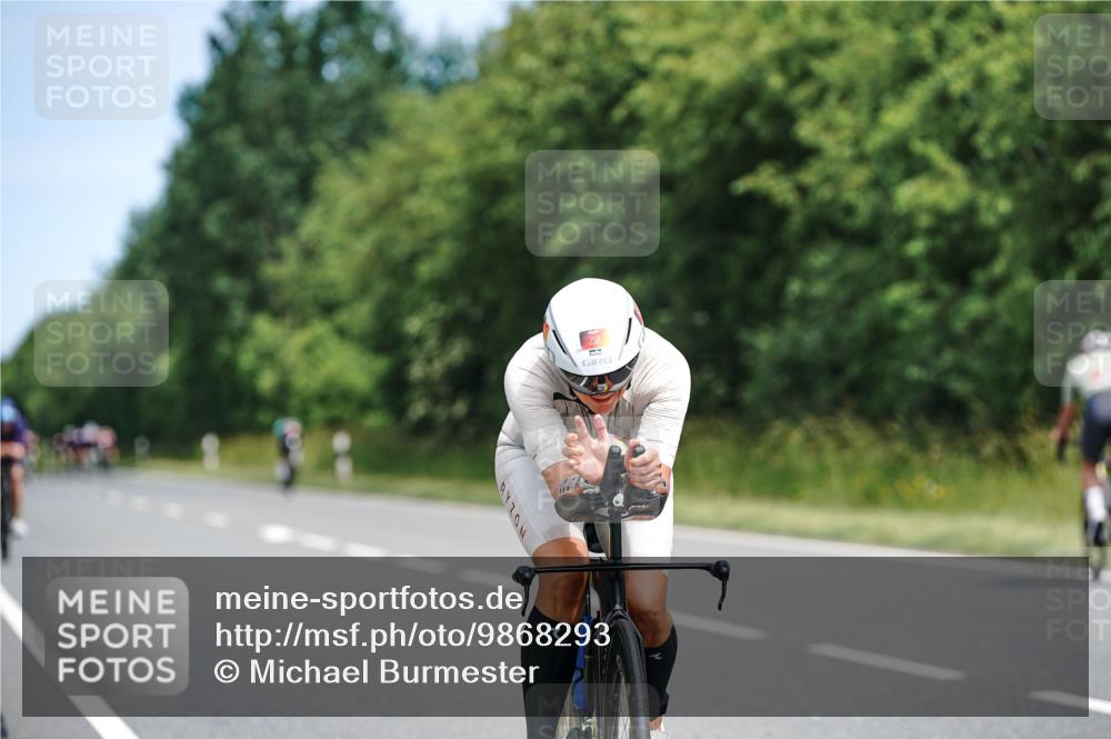 21.06.2026 - Viking Triathlon Michael Burmester http://msf.ph/oto/9868293 21.06.2026 12:23:07 Radfahren 258, 364, 407, 470, 602 meine-sportfotos.de