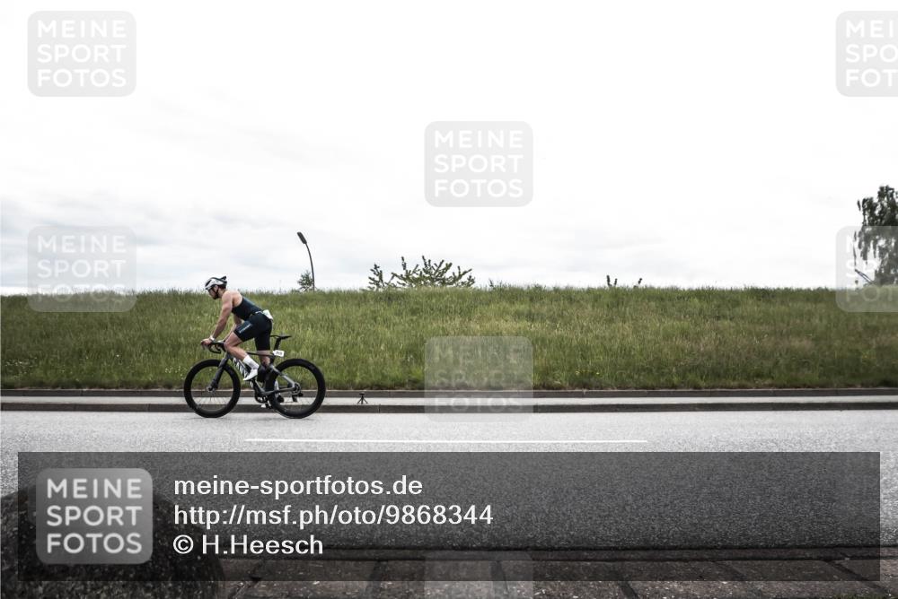 21.06.2026 - 29. Vierlanden-Triathlon H.Heesch http://msf.ph/oto/9868344 21.06.2026 12:14:46 Radfahren 713 meine-sportfotos.de