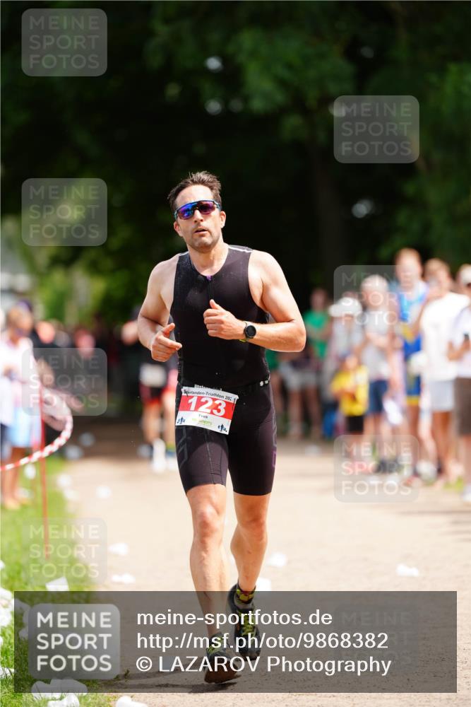 21.06.2026 - 29. Vierlanden-Triathlon LAZAROV Photography http://msf.ph/oto/9868382 21.06.2026 13:35:18 Laufen 20, 11, 123 meine-sportfotos.de