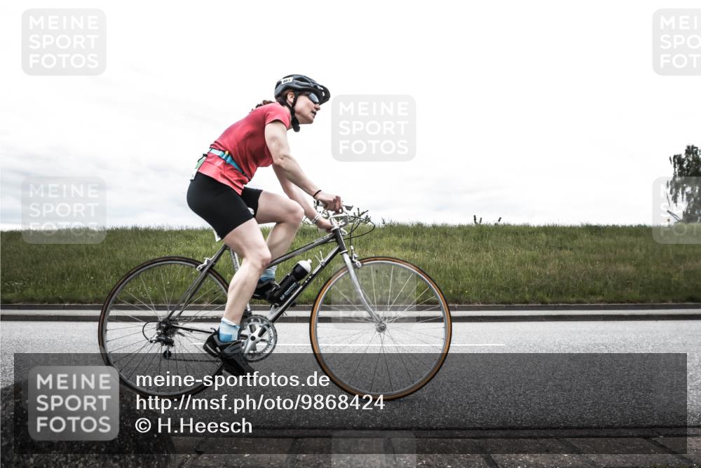 21.06.2026 - 29. Vierlanden-Triathlon H.Heesch http://msf.ph/oto/9868424 21.06.2026 12:16:13 Radfahren 834, 837, 856, 861 meine-sportfotos.de
