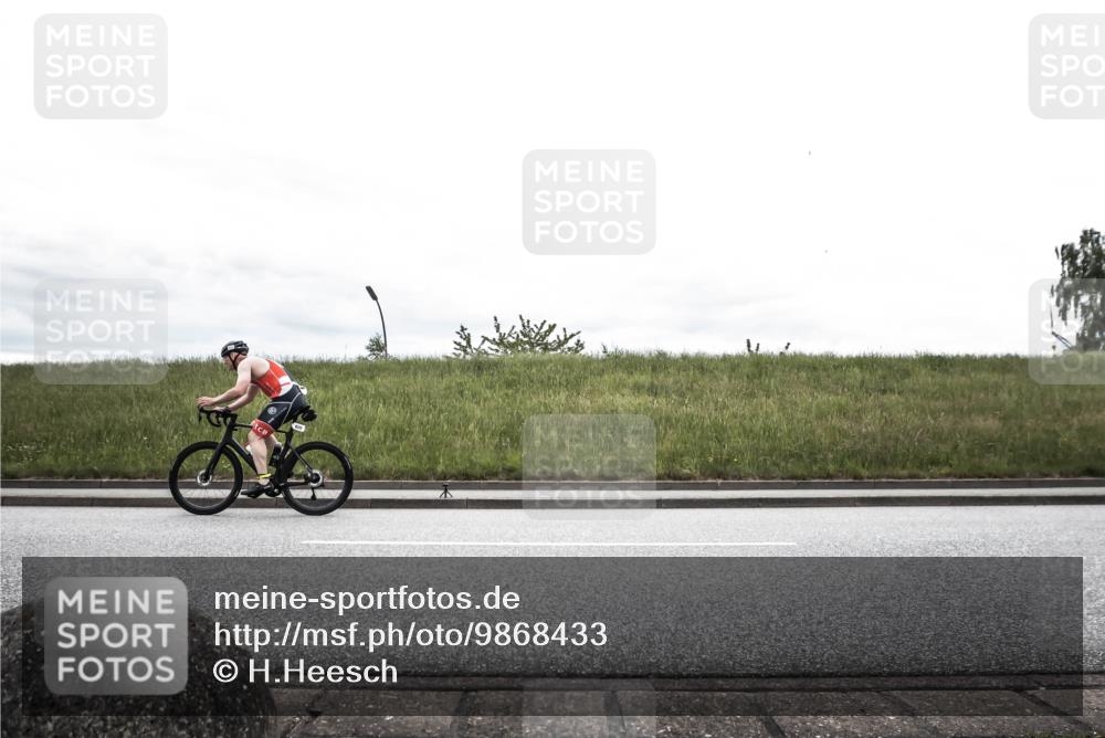 21.06.2026 - 29. Vierlanden-Triathlon H.Heesch http://msf.ph/oto/9868433 21.06.2026 12:16:25 Radfahren 771, 820 meine-sportfotos.de