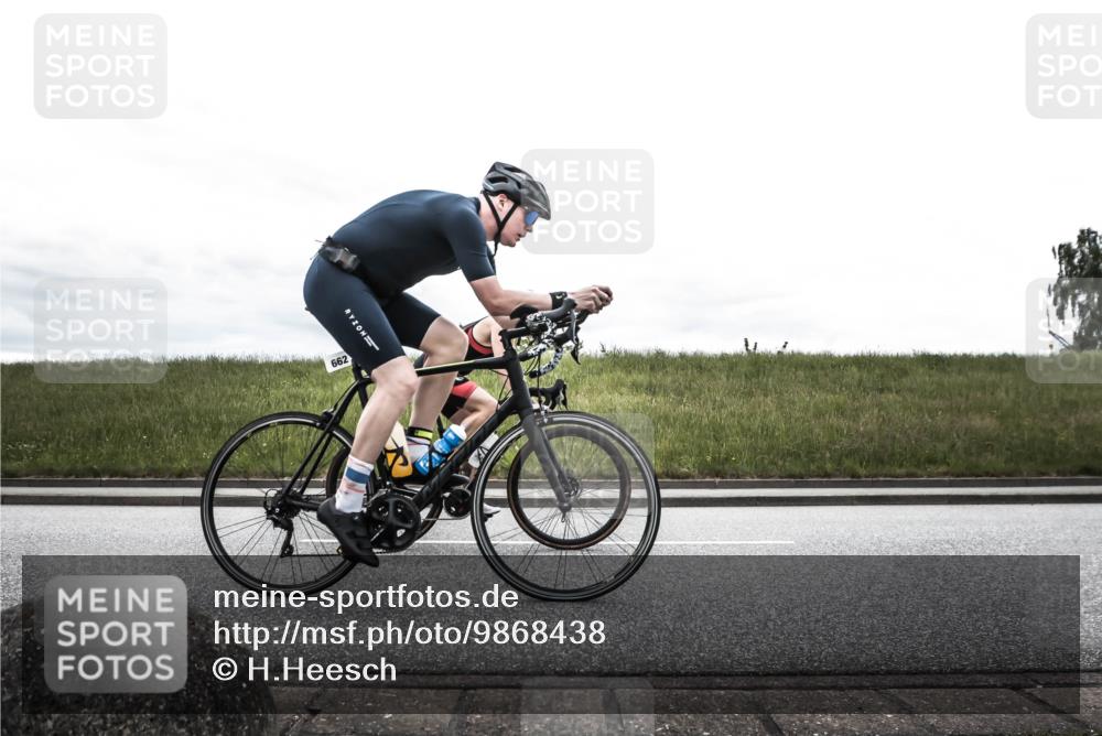 21.06.2026 - 29. Vierlanden-Triathlon H.Heesch http://msf.ph/oto/9868438 21.06.2026 12:16:37 Radfahren 662, 847 meine-sportfotos.de