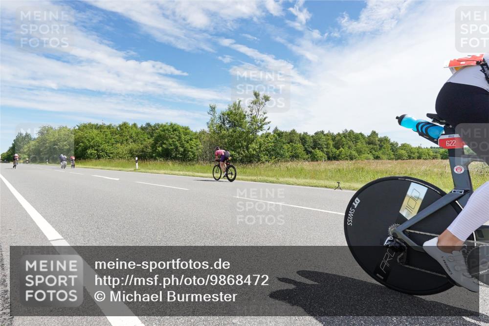 21.06.2026 - Viking Triathlon Michael Burmester http://msf.ph/oto/9868472 21.06.2026 11:48:29 Radfahren 34, 45, 97, 125, 125, 150, 150, 188, 197, 250, 303, 327, 340, 434, 485, 553, 553, 616, 622, 622, 651, 652, 663, 665, 669 meine-sportfotos.de