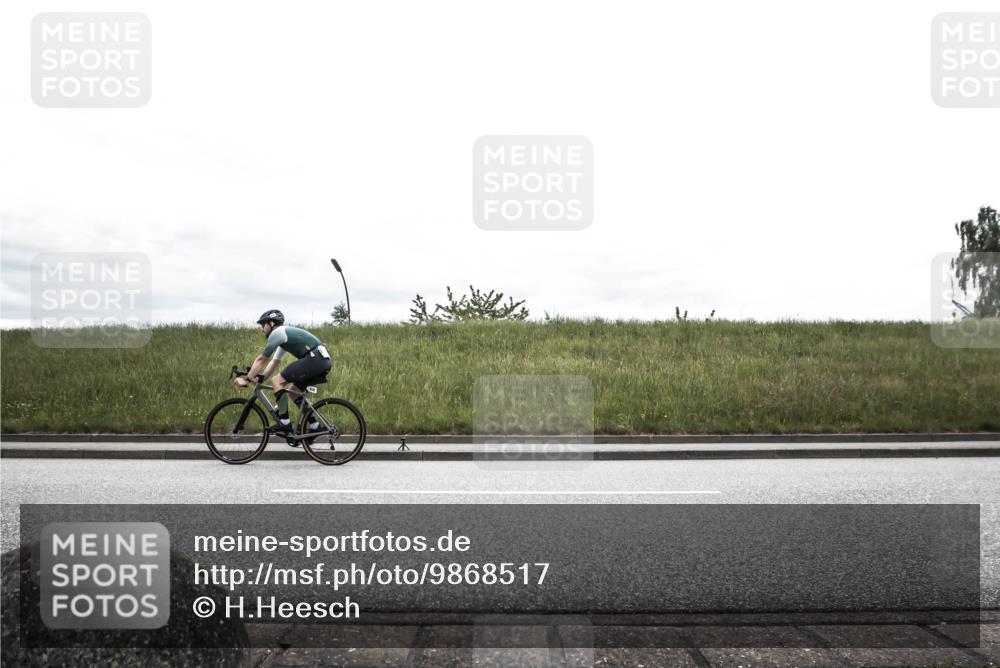 21.06.2026 - 29. Vierlanden-Triathlon H.Heesch http://msf.ph/oto/9868517 21.06.2026 12:18:10 Radfahren 276, 630, 821, 838, 860 meine-sportfotos.de