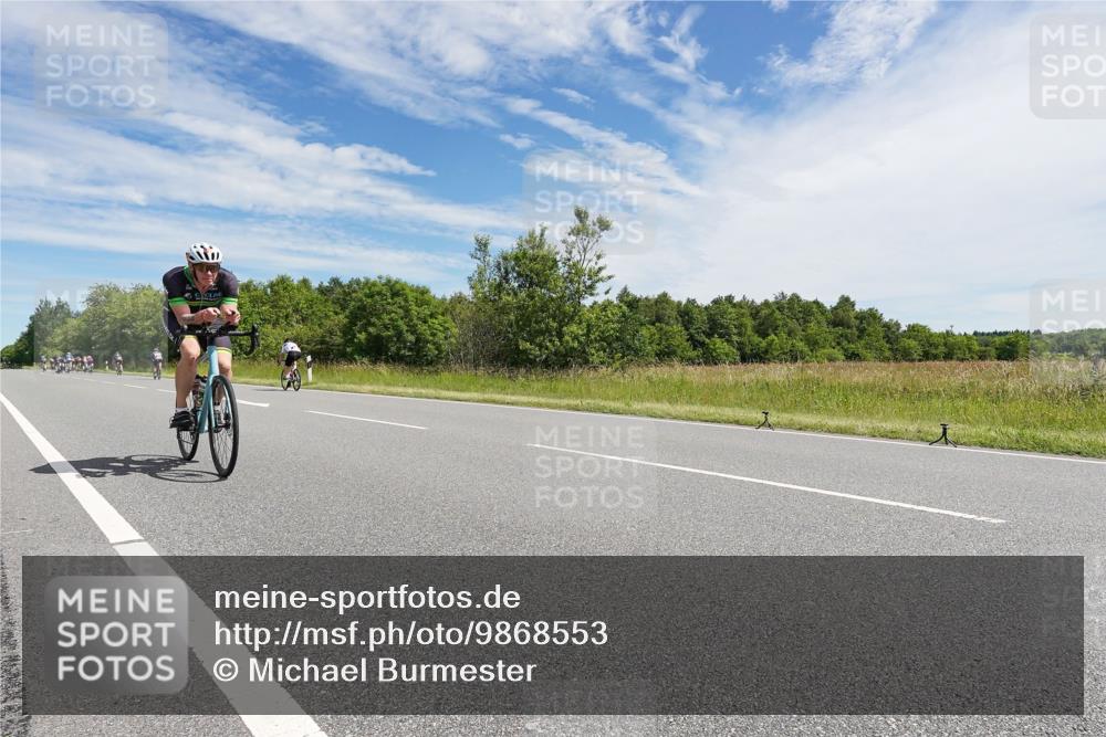 21.06.2026 - Viking Triathlon Michael Burmester http://msf.ph/oto/9868553 21.06.2026 11:49:11 Radfahren 167, 175, 203, 296, 298, 302, 307, 368, 433, 473 meine-sportfotos.de