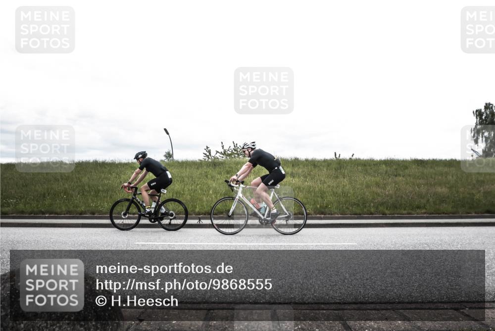 21.06.2026 - 29. Vierlanden-Triathlon H.Heesch http://msf.ph/oto/9868555 21.06.2026 12:19:18 Radfahren 643, 652, 709, 717 meine-sportfotos.de