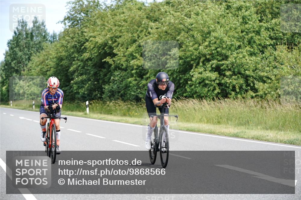 21.06.2026 - Viking Triathlon Michael Burmester http://msf.ph/oto/9868566 21.06.2026 12:23:55 Radfahren 8, 46, 58, 62, 65, 119, 222, 256, 280, 353, 357, 368, 527, 530, 534, 563, 569 meine-sportfotos.de