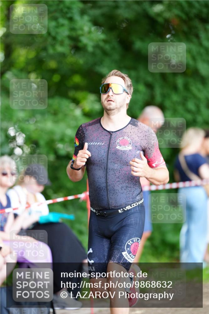 21.06.2026 - 29. Vierlanden-Triathlon LAZAROV Photography http://msf.ph/oto/9868632 21.06.2026 13:36:50 Laufen 1910, 1910 meine-sportfotos.de