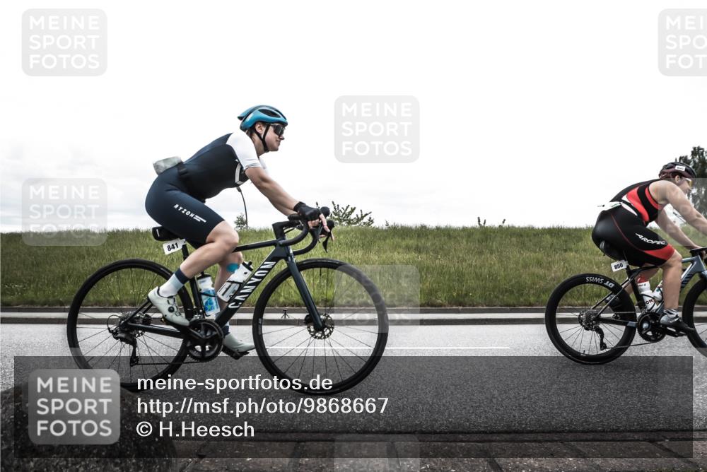 21.06.2026 - 29. Vierlanden-Triathlon H.Heesch http://msf.ph/oto/9868667 21.06.2026 12:22:11 Radfahren 687, 836, 841, 850 meine-sportfotos.de
