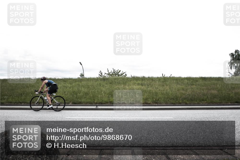21.06.2026 - 29. Vierlanden-Triathlon H.Heesch http://msf.ph/oto/9868670 21.06.2026 12:22:13 Radfahren 687, 737, 836, 841, 850 meine-sportfotos.de