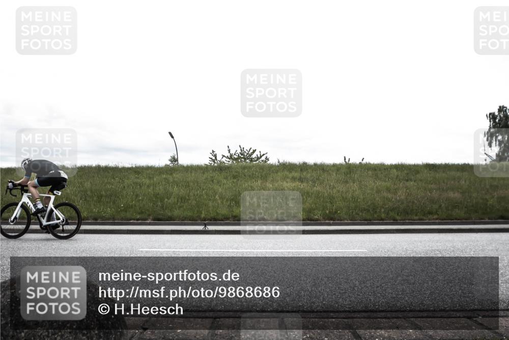 21.06.2026 - 29. Vierlanden-Triathlon H.Heesch http://msf.ph/oto/9868686 21.06.2026 12:22:34 Radfahren 747, 756, 773, 817 meine-sportfotos.de