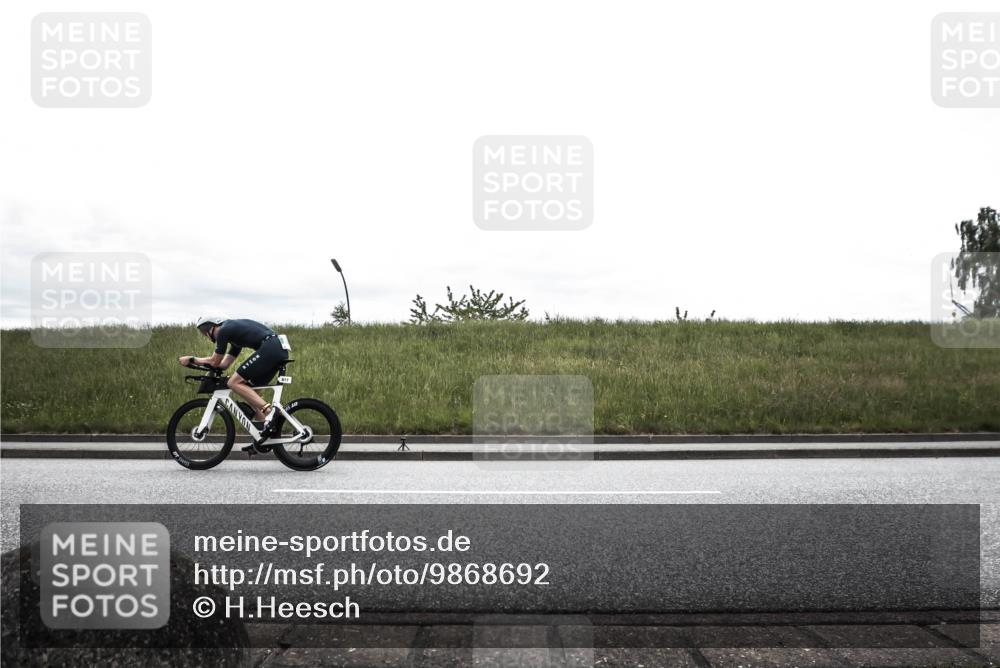21.06.2026 - 29. Vierlanden-Triathlon H.Heesch http://msf.ph/oto/9868692 21.06.2026 12:22:38 Radfahren 747, 817 meine-sportfotos.de