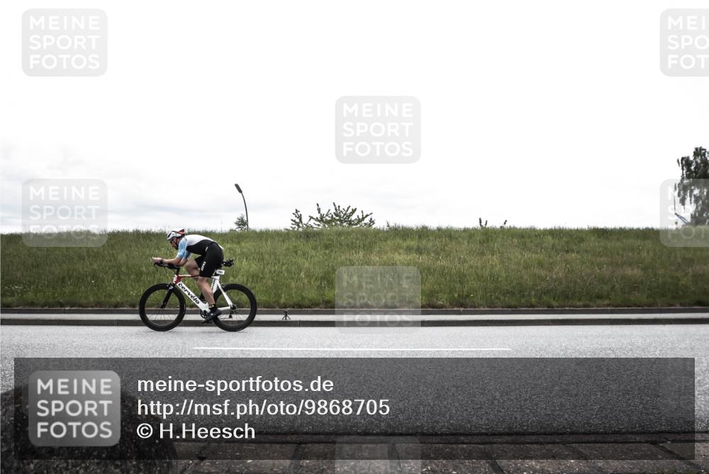 21.06.2026 - 29. Vierlanden-Triathlon H.Heesch http://msf.ph/oto/9868705 21.06.2026 12:22:54 Radfahren 718, 785 meine-sportfotos.de