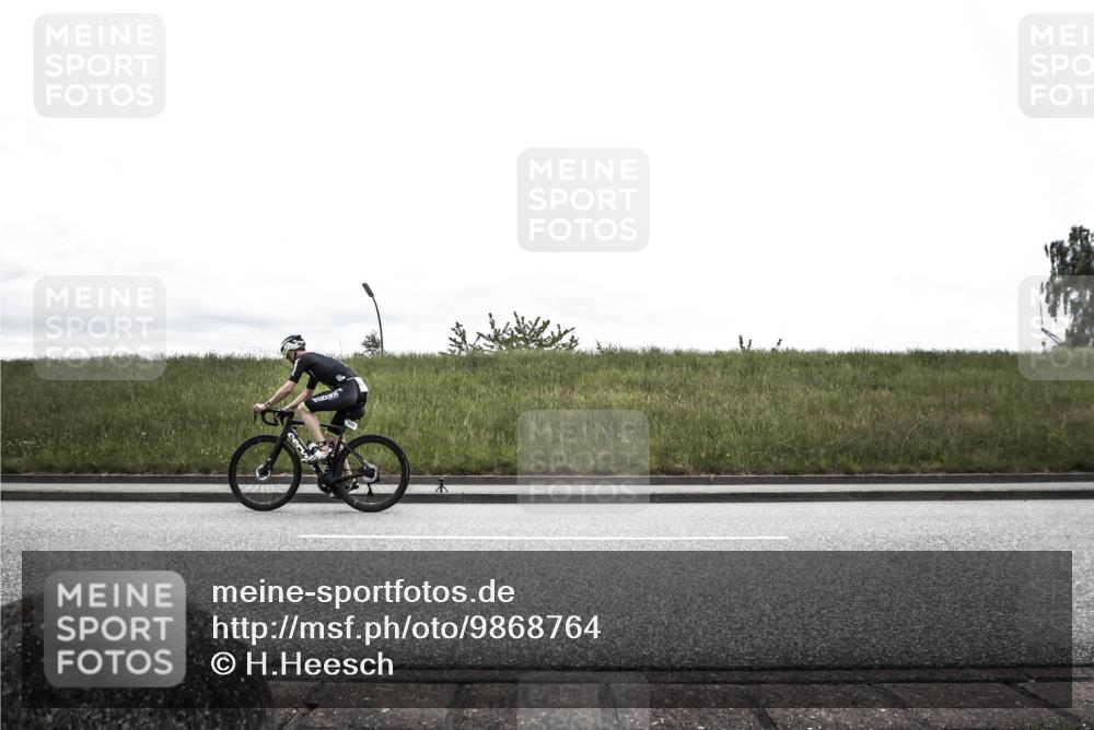 21.06.2026 - 29. Vierlanden-Triathlon H.Heesch http://msf.ph/oto/9868764 21.06.2026 12:24:42 Radfahren 730, 777, 796 meine-sportfotos.de