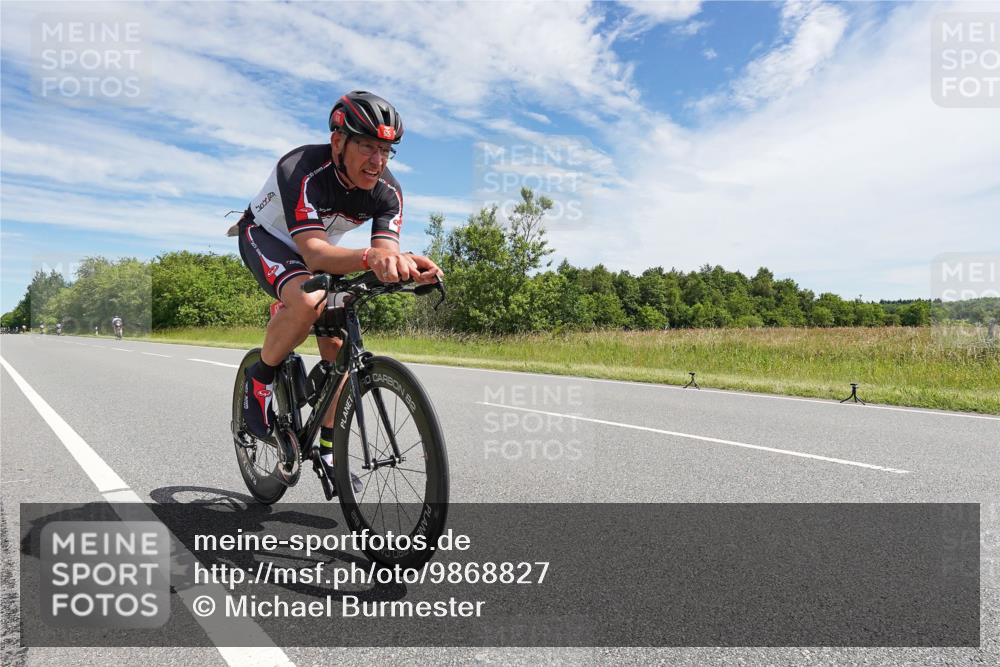 21.06.2026 - Viking Triathlon Michael Burmester http://msf.ph/oto/9868827 21.06.2026 11:51:40 Radfahren 248, 325, 377, 389, 415, 461, 479, 511, 566, 626, 656 meine-sportfotos.de