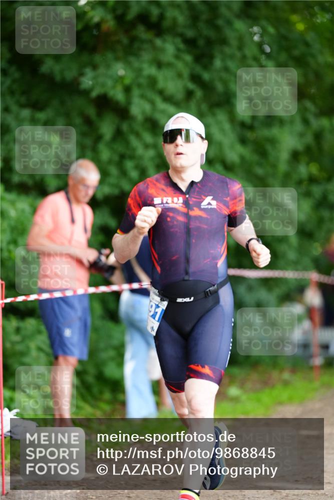 21.06.2026 - 29. Vierlanden-Triathlon LAZAROV Photography http://msf.ph/oto/9868845 21.06.2026 13:38:40 Laufen 570, 1 meine-sportfotos.de